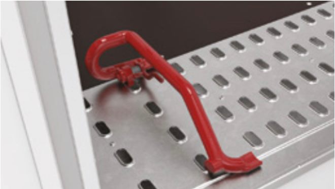 Wheel chock, fully adjustable - quick release, engages in punched formed deck